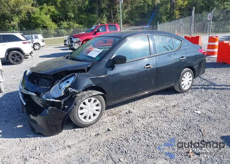 2019 Nissan Versa 1.6 S z USA, uszkodzony, nr VIN 3N1CN7AP8KL872325